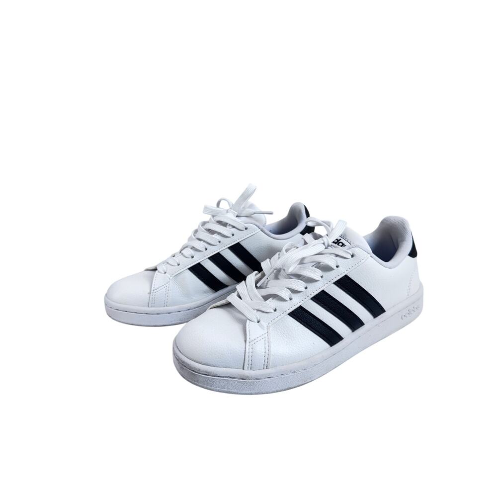Adidas Cloudfoam Women’s Sneakers Size 7 White Black Stripes Low Top Court Shoes